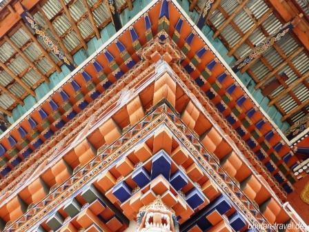 18 Tolle Architektur am Dach des Kurje Lhakhang