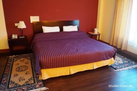 21 Ein Deluxezimmer mit Doppelbett im Hotel Wangchuk