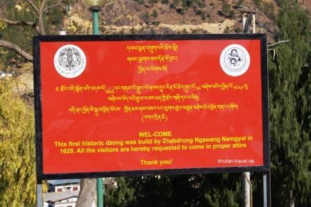 Schild am Semthoka Dzong